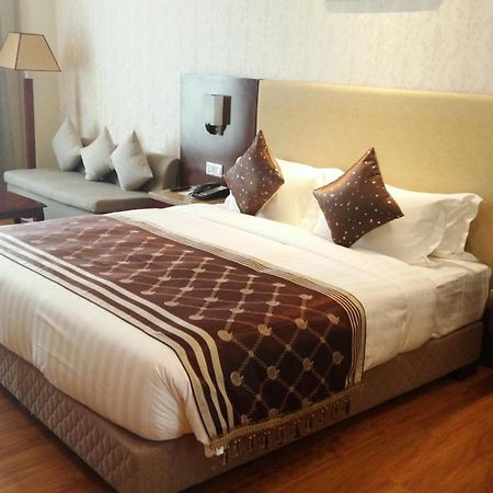 Clarion Inn Jaipur Kukas Chambre photo