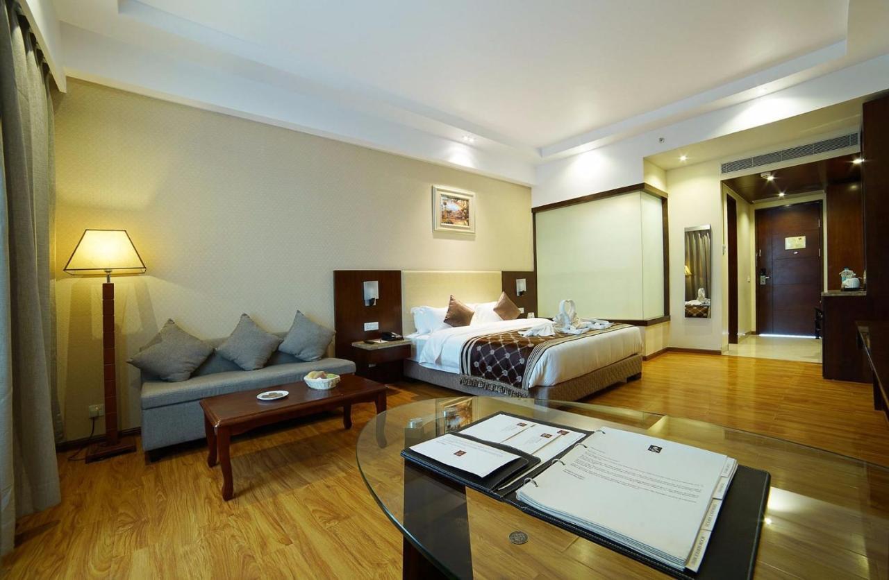 Clarion Inn Jaipur Kukas Extérieur photo