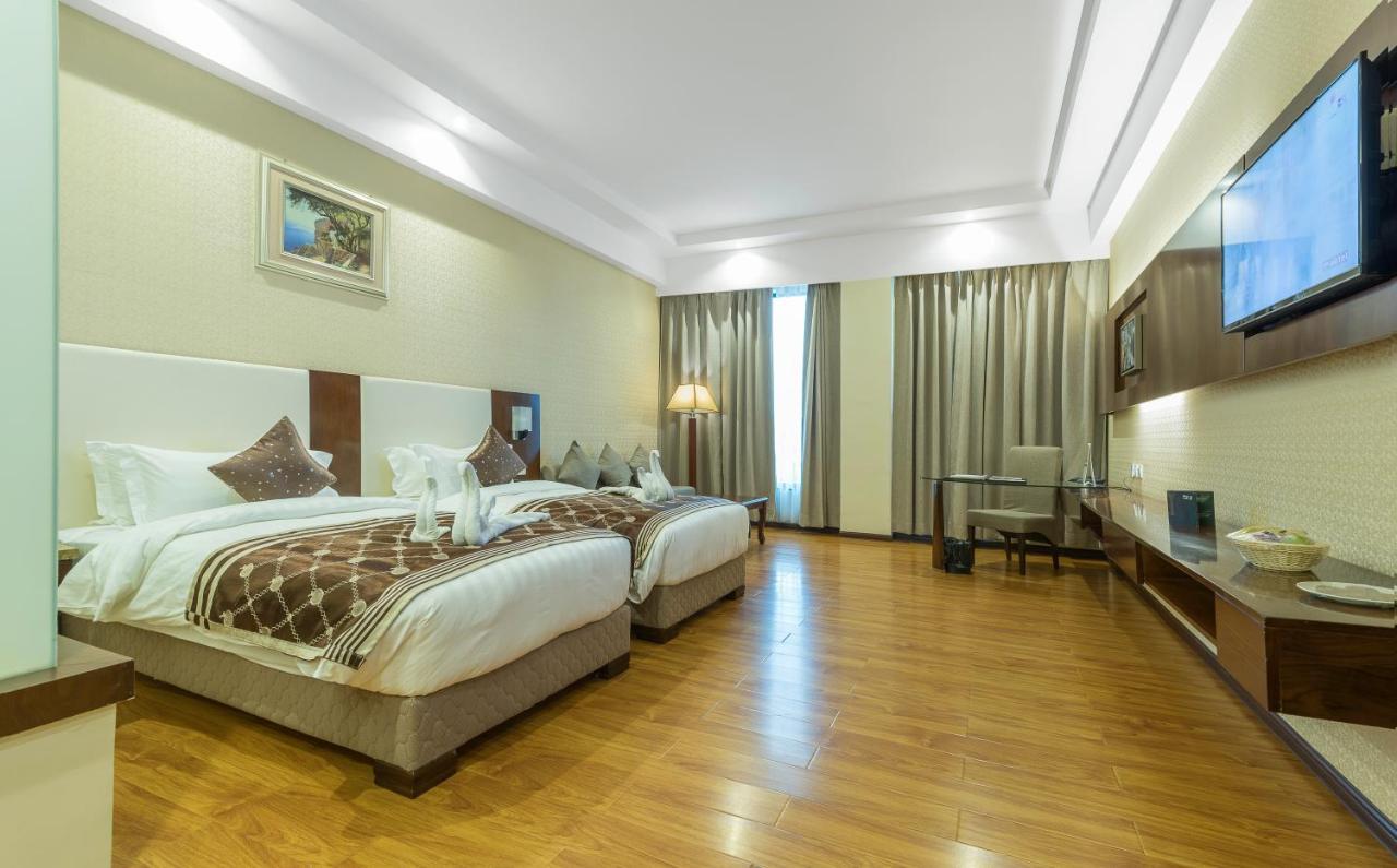 Clarion Inn Jaipur Kukas Extérieur photo